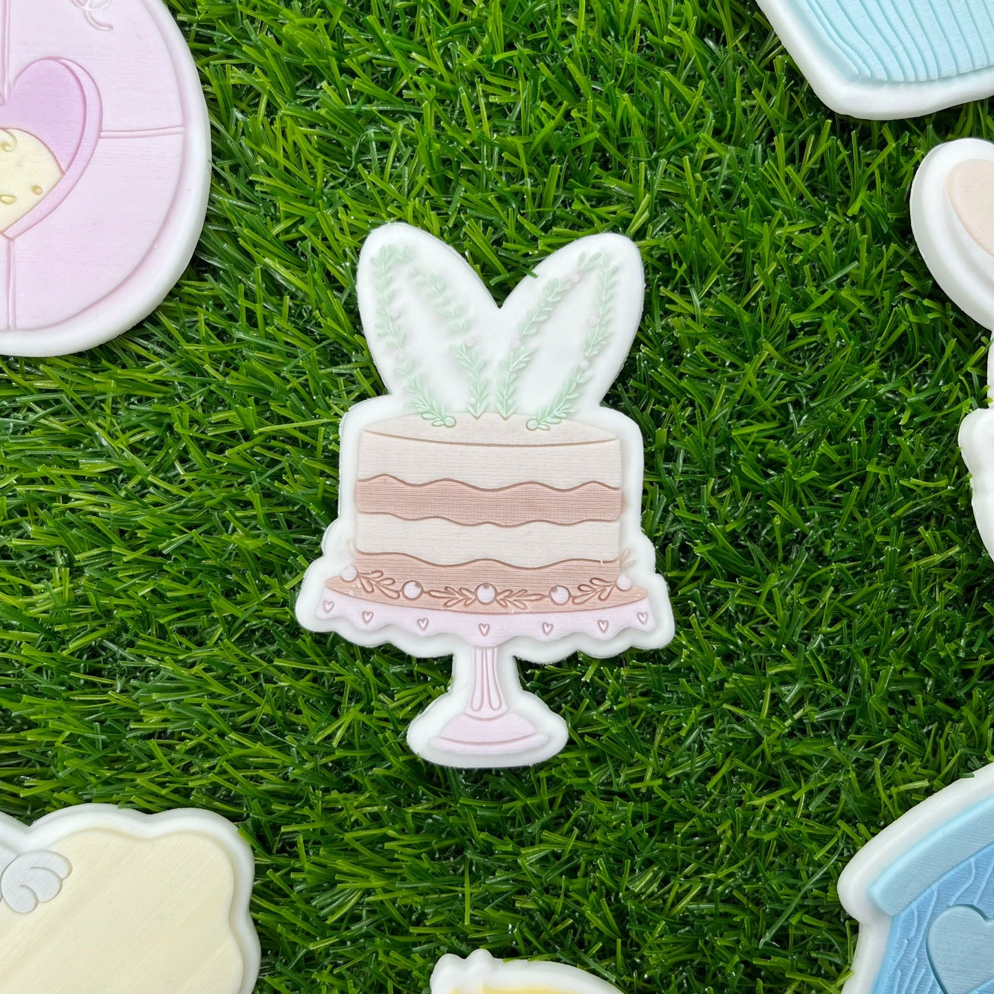 #034 - Rabbit Ear Cake