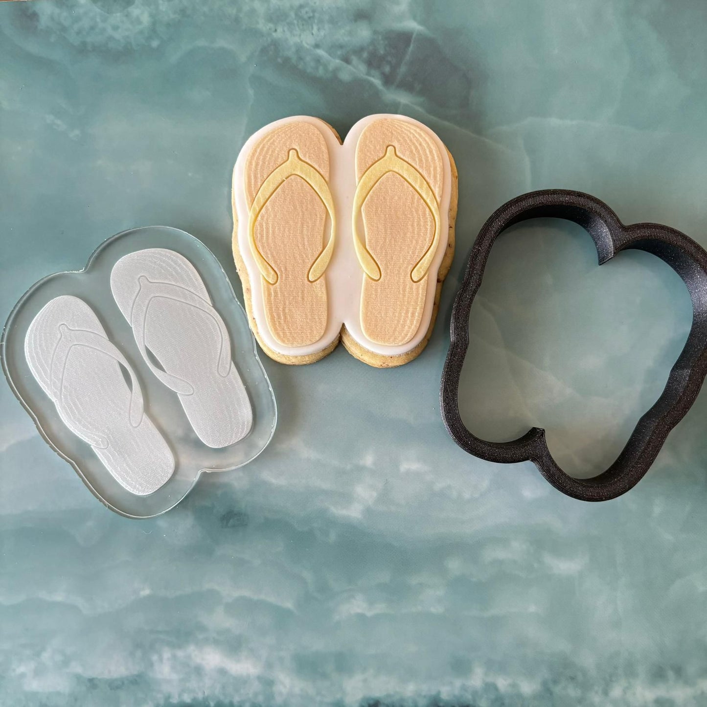Summer #01 - Tongs
