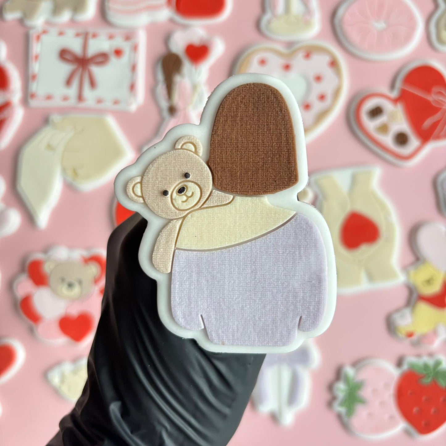 #067 - Fille avec Ourson