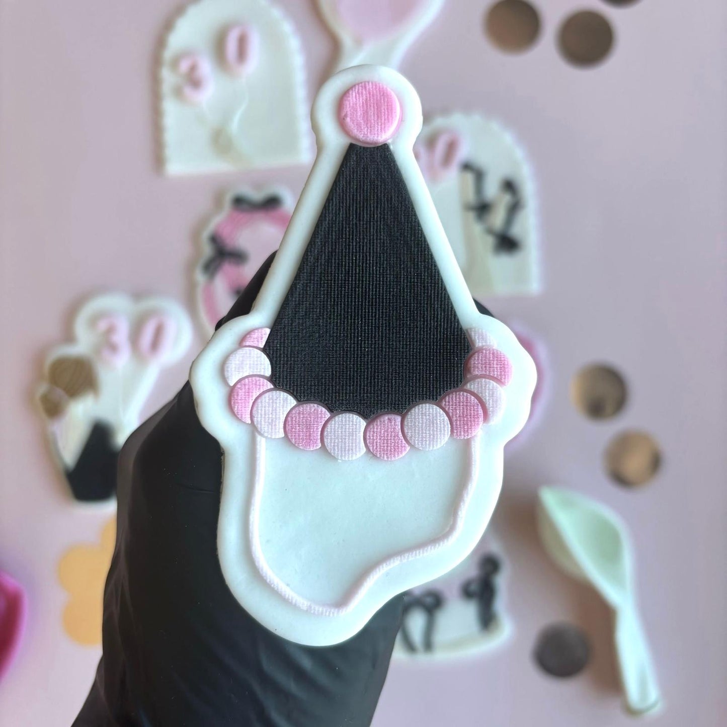 #09 - Party Hat