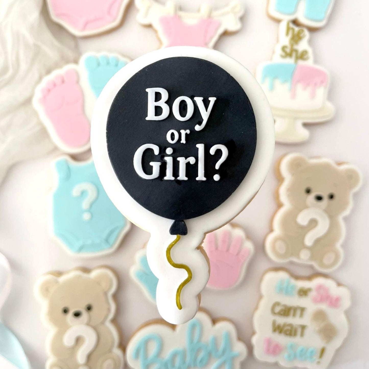 BABY #104 - Girl or Boy Ballon