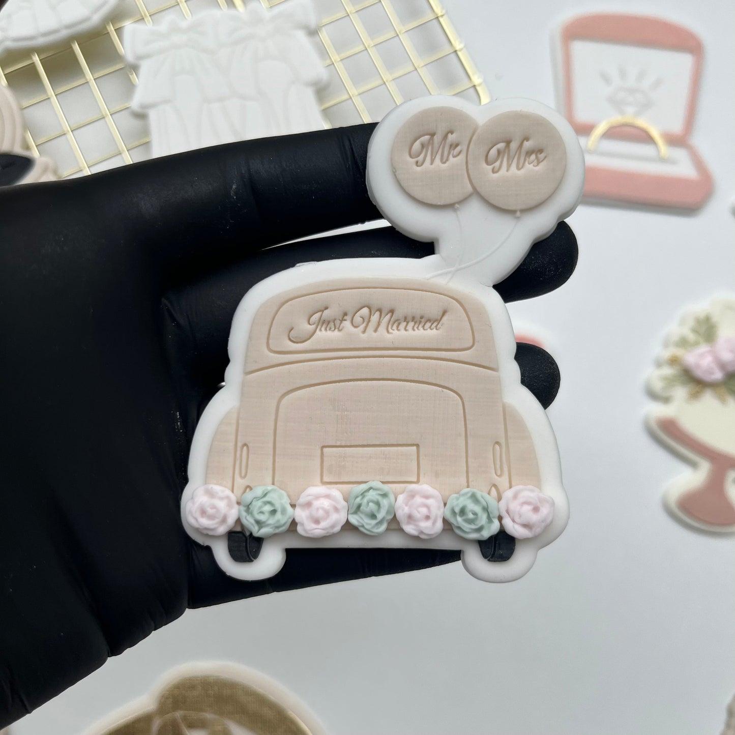 #06 - Wedding Car