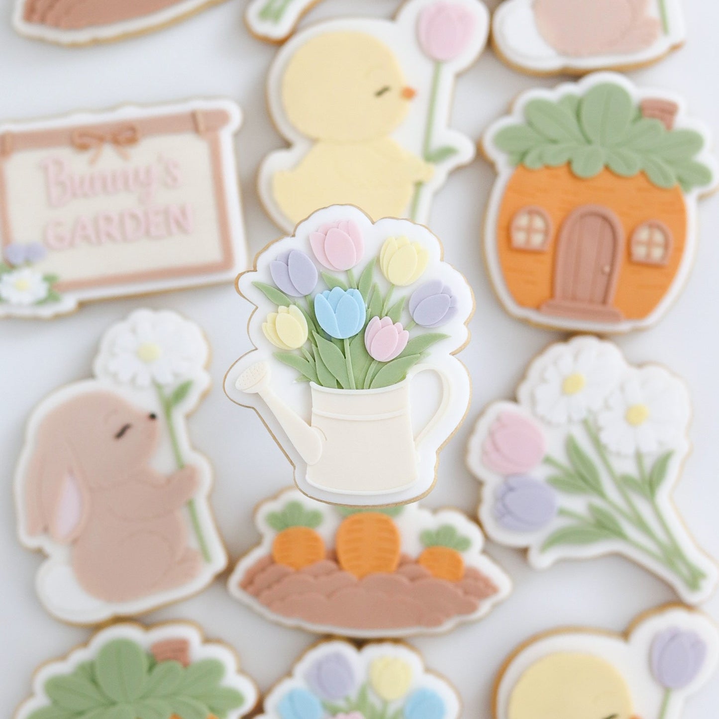 #112 - Arrosoir avec fleur