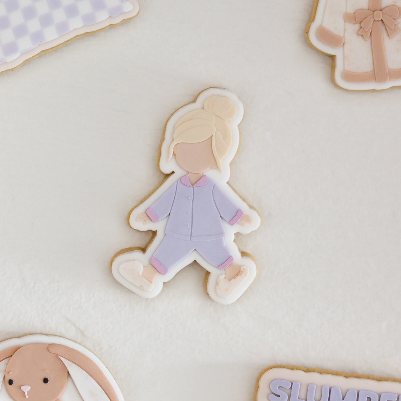 #01 - Petite Fille