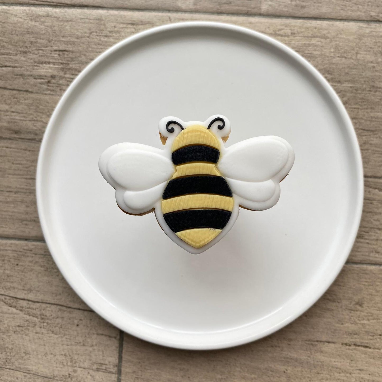 #07  - Abeille