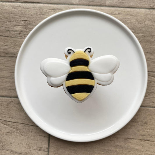 #07  - Abeille