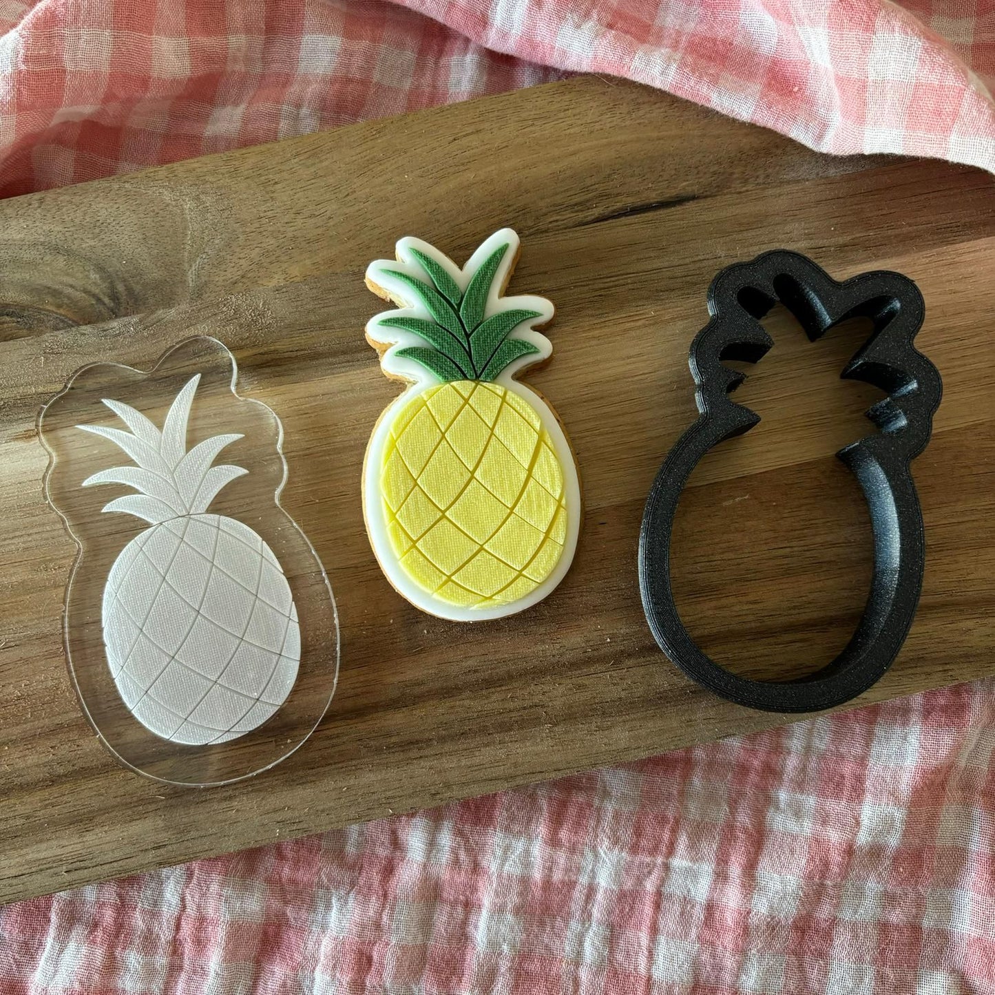TF #04 - Pineapple