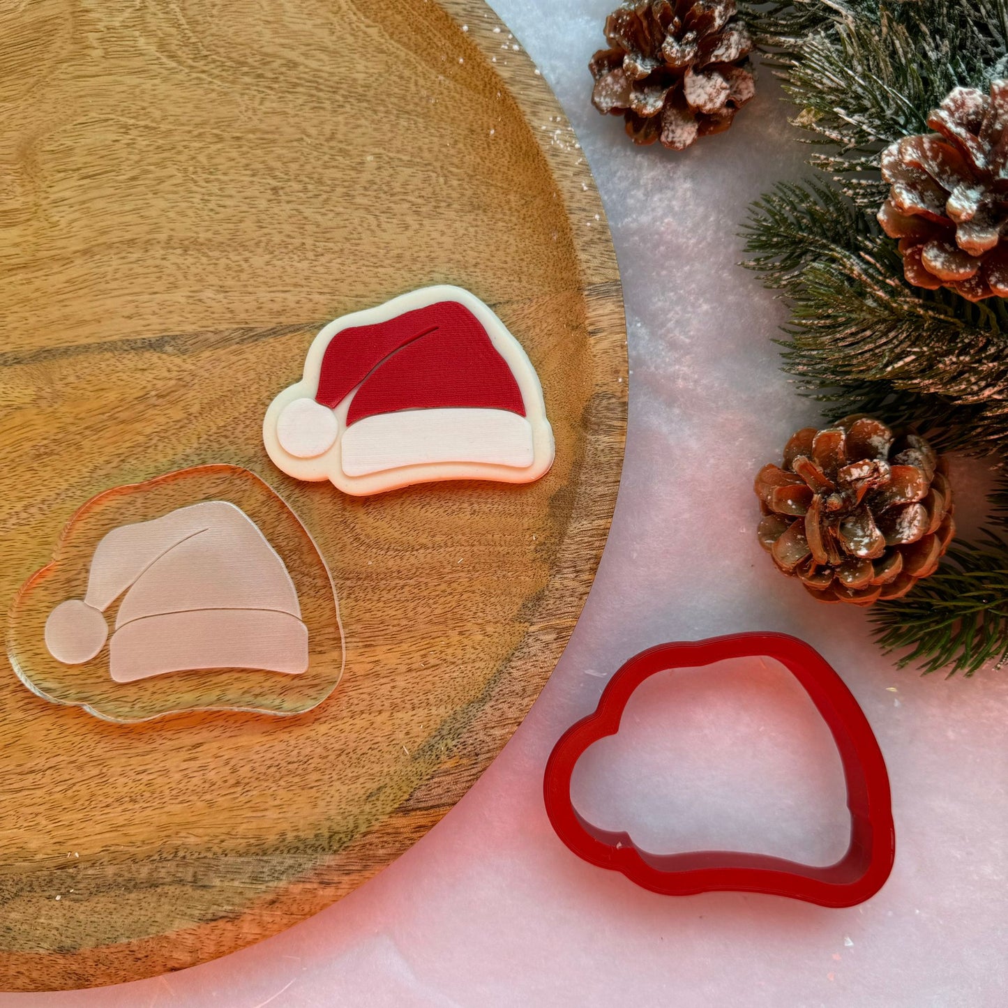 #096 - Santa Hat