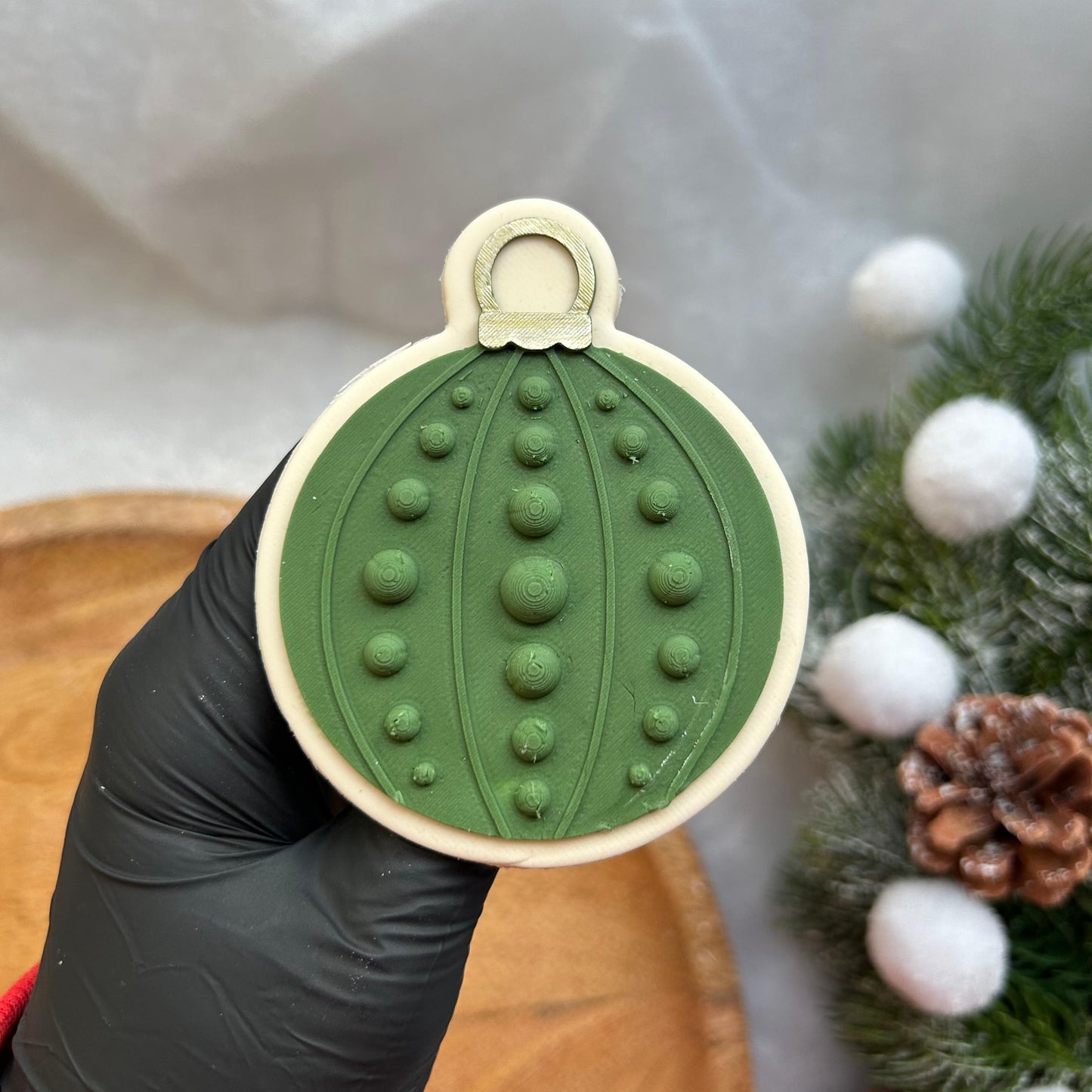 #082 - Ornament