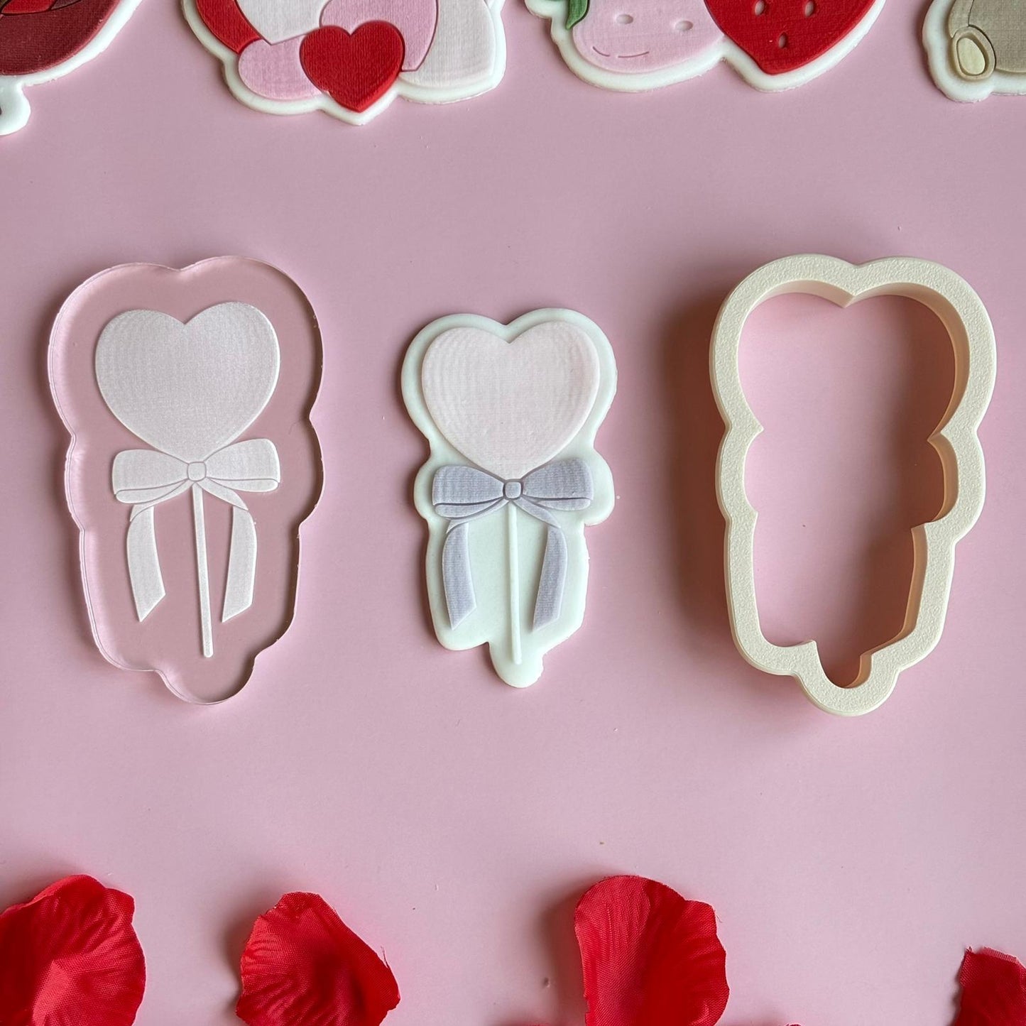 #083 - Sucette Coeur