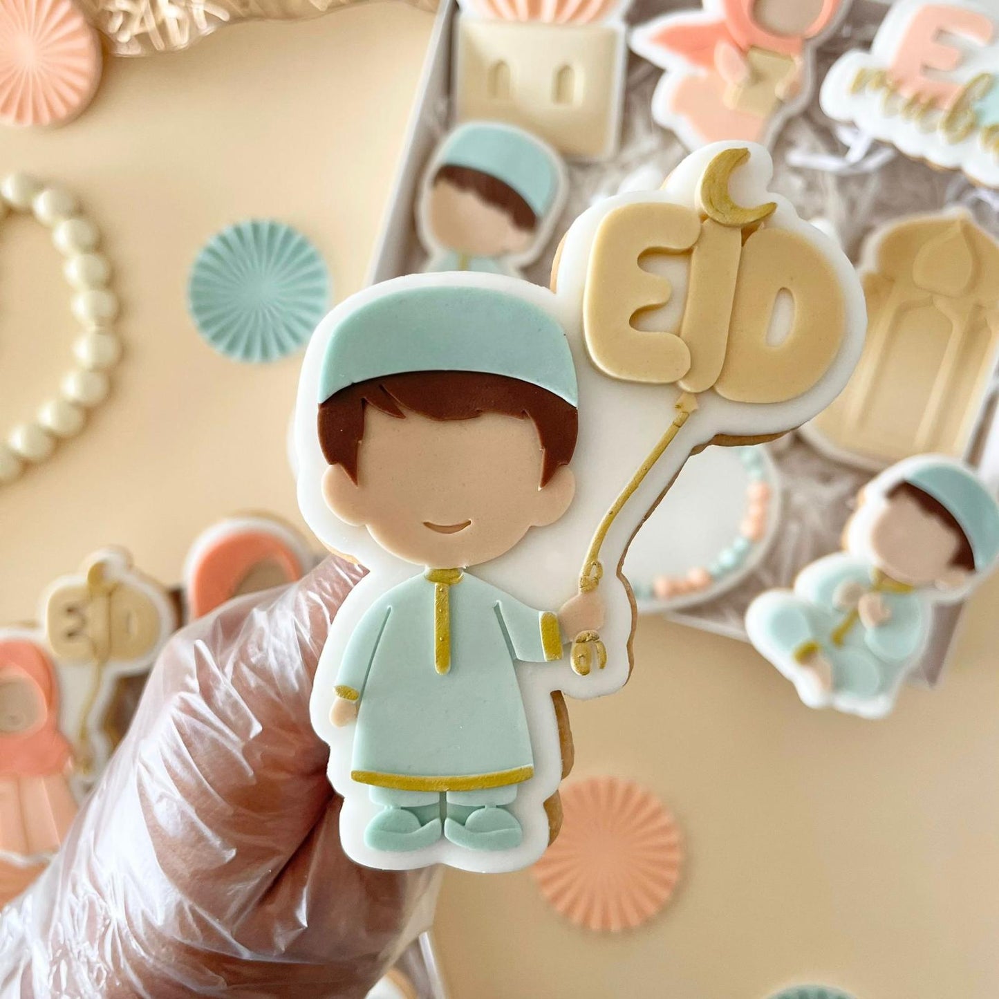#059 - Garçon Ballon EID