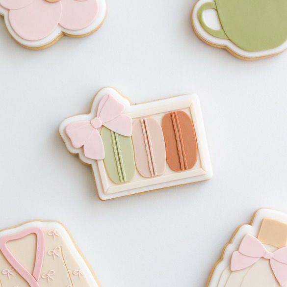#025 - Macaron Box