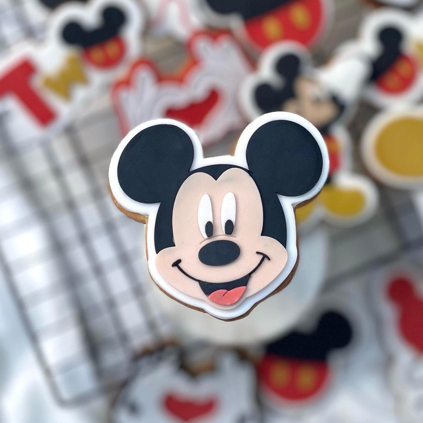 #01 - Mickey Head