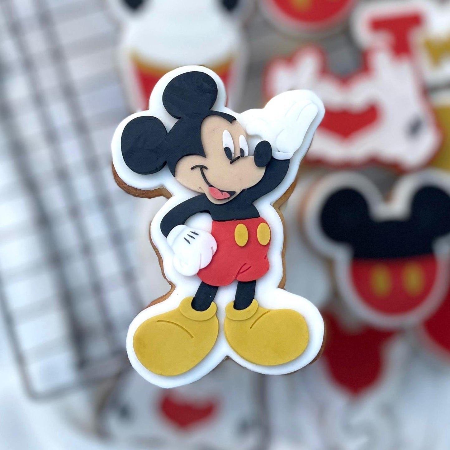 #02 - Mickey