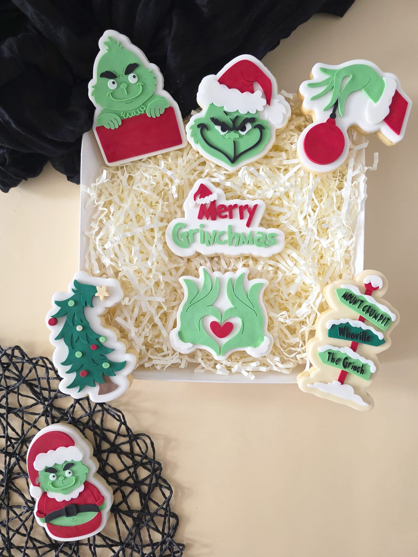 #129 - Grinch Panel