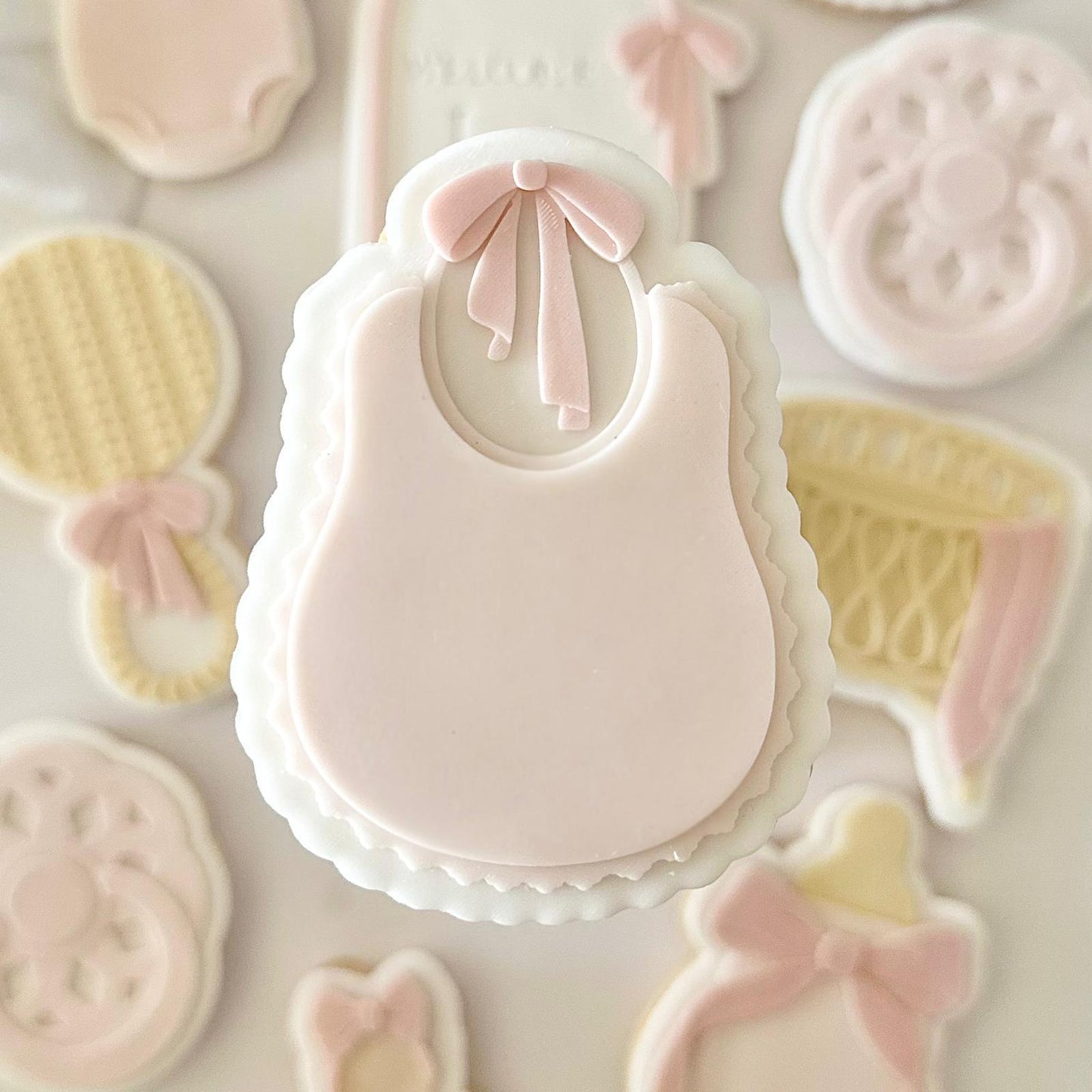 BABY #152 - Bavoir