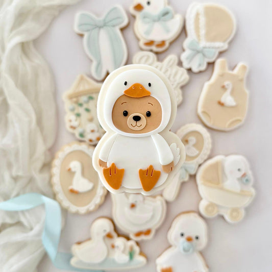 #12 - Ourson avec Costume d'oie