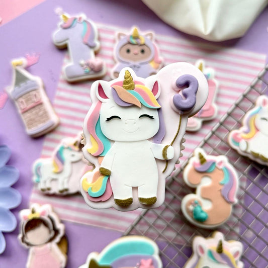 #21 - Licorne avec Ballon