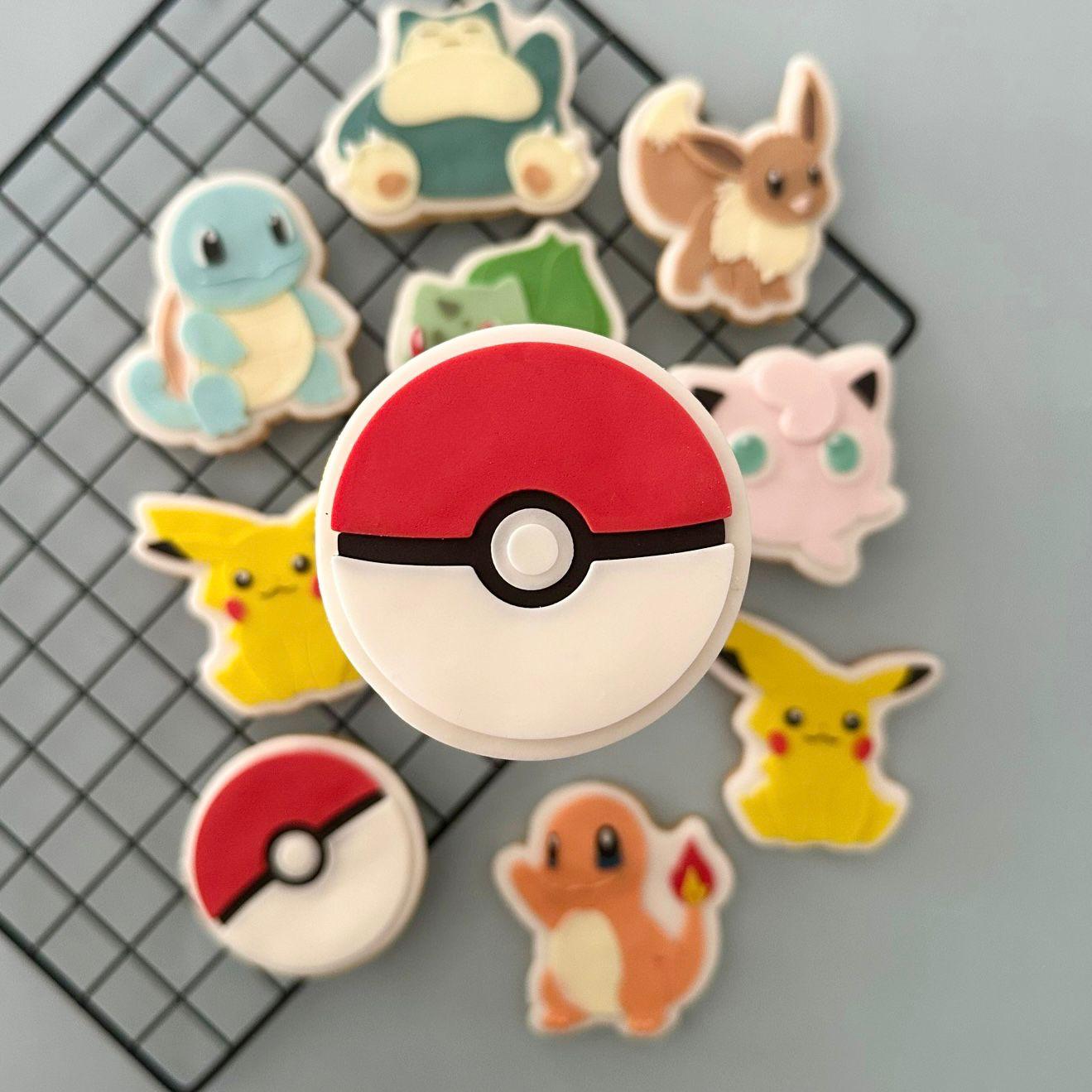 #01 - Pokeball