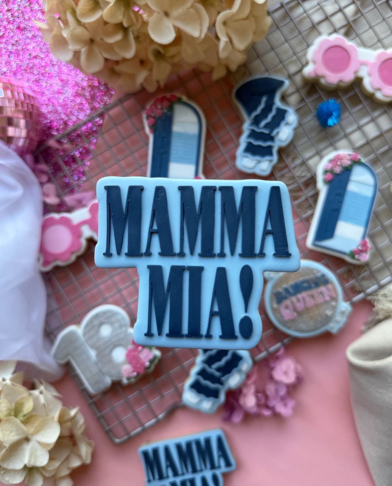 #01 - Mamma Mia