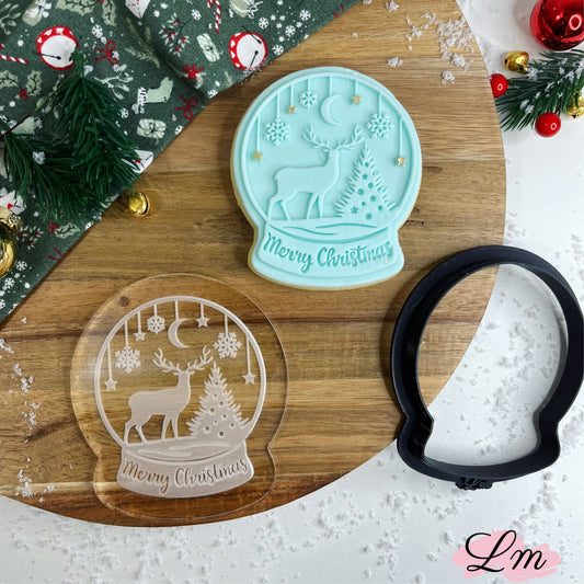 #010 - Snowglobe