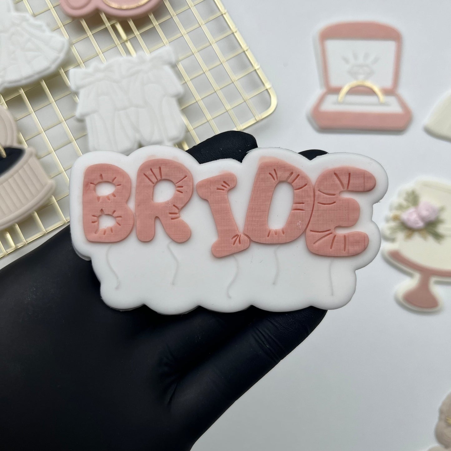 #12 - Bride Ballons